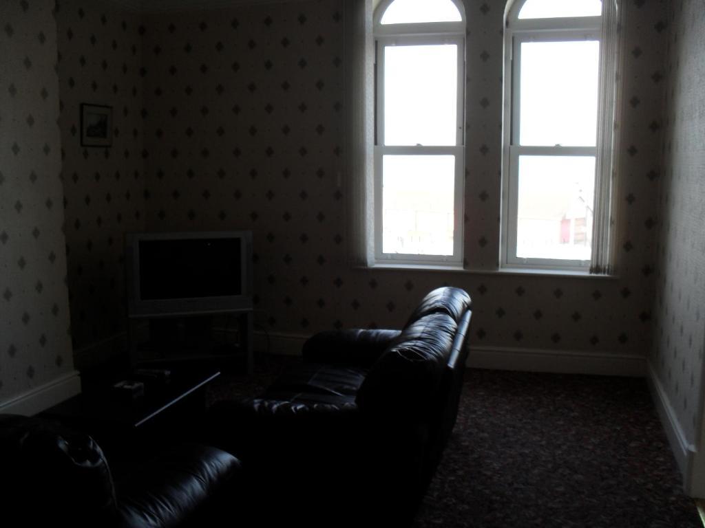 Ocean View Apartment Rhyl Exterior photo